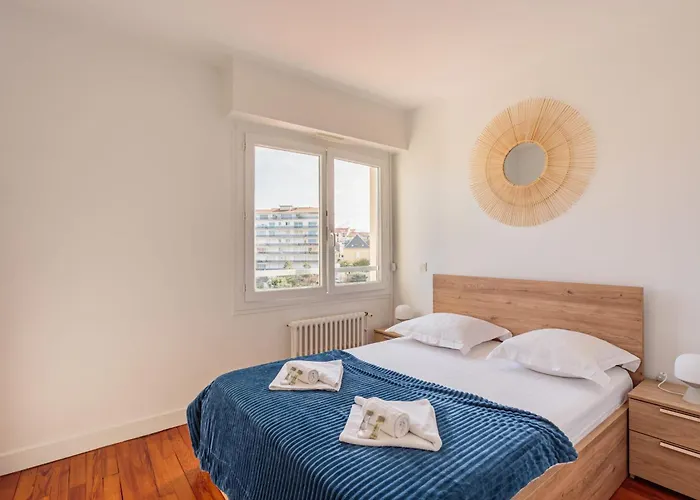 Ixelle - Welkeys Μπιαρίτζ