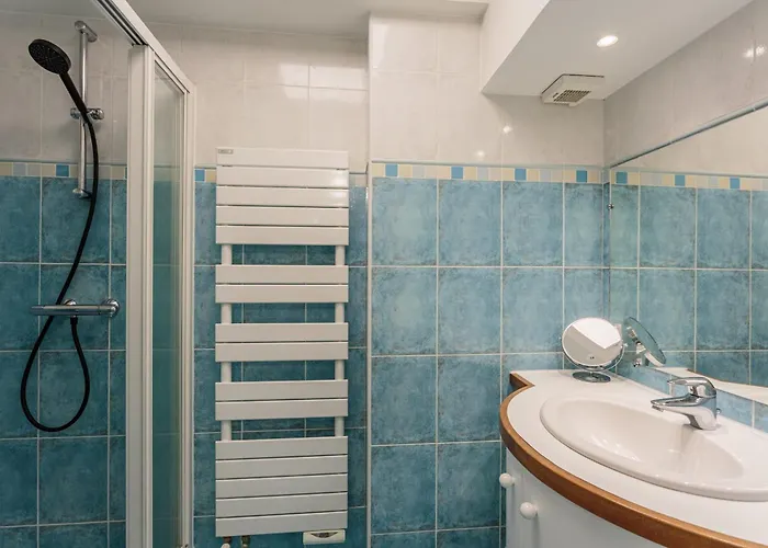 Ixelle - Welkeys Μπιαρίτζ